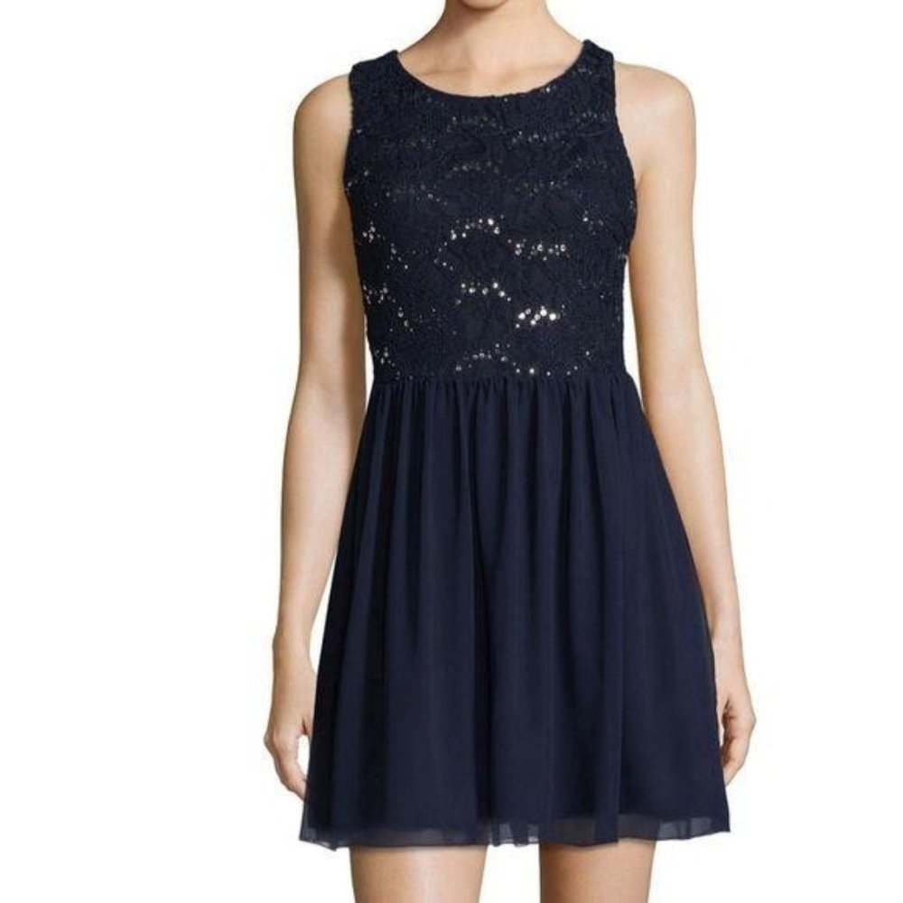 Speechless Party dress cut out sleeveless flare tulle sequins size Junior 5 Blue